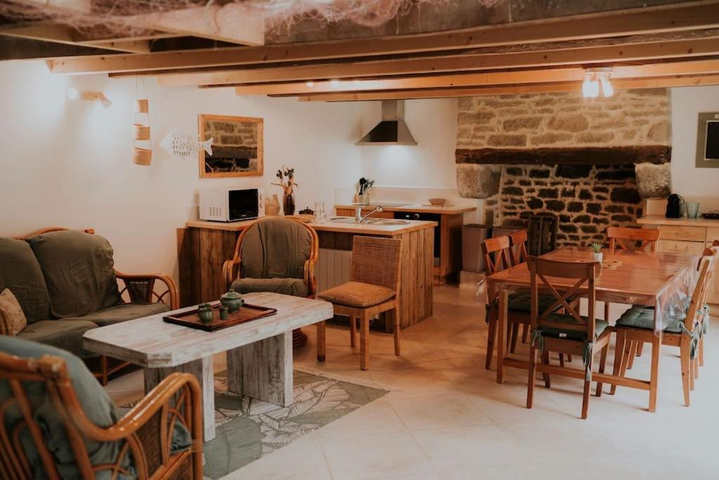 Gite Naturia - Chaumiere De Berringue Plouhinec  Luaran gambar